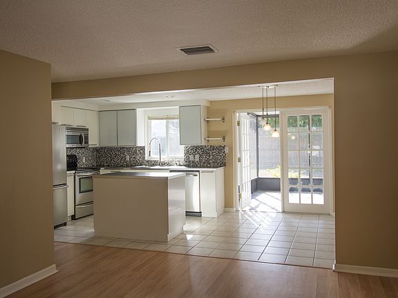 5th image of 6115 E 111th Ave
