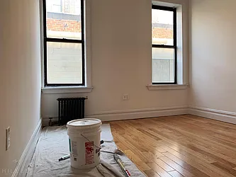 Rented by Hillel Realty Group