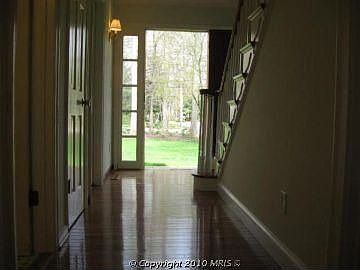 2nd image of 729 N Holly Dr