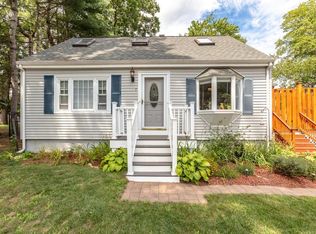 7 Burroughs Rd, North Reading, MA 01864