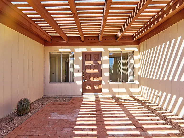 6109 N Zorrela Segundo — Photo 8