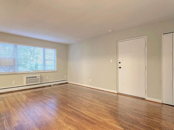 2nd image of 3009 Portsmouth Ave #1