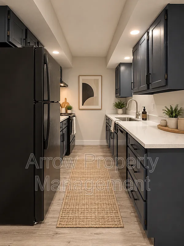 2 bed, 1.0 bath, 995 sqft, $995 — Photo 2
