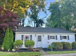 28 Charles Ave, Selinsgrove, PA 17870