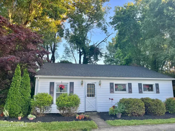28 Charles Ave, Selinsgrove, PA 17870
