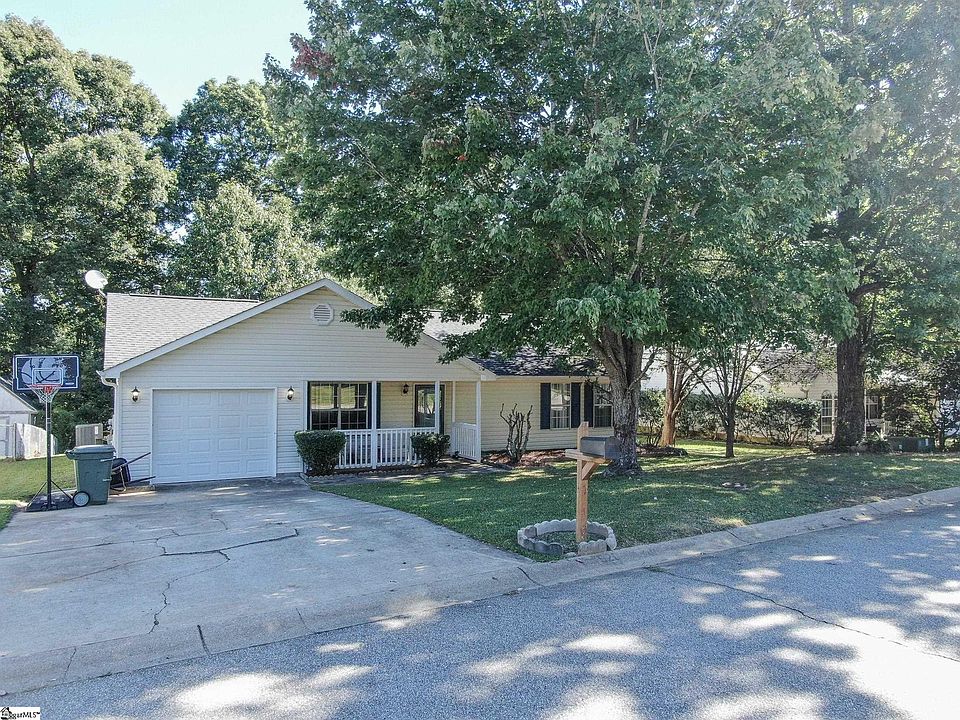 520 Country Gardens Dr, Fountain Inn, SC 29644 Zillow
