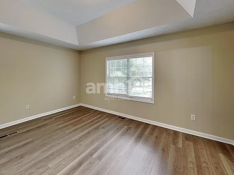 808 Grindstone Pl SW — Photo 10