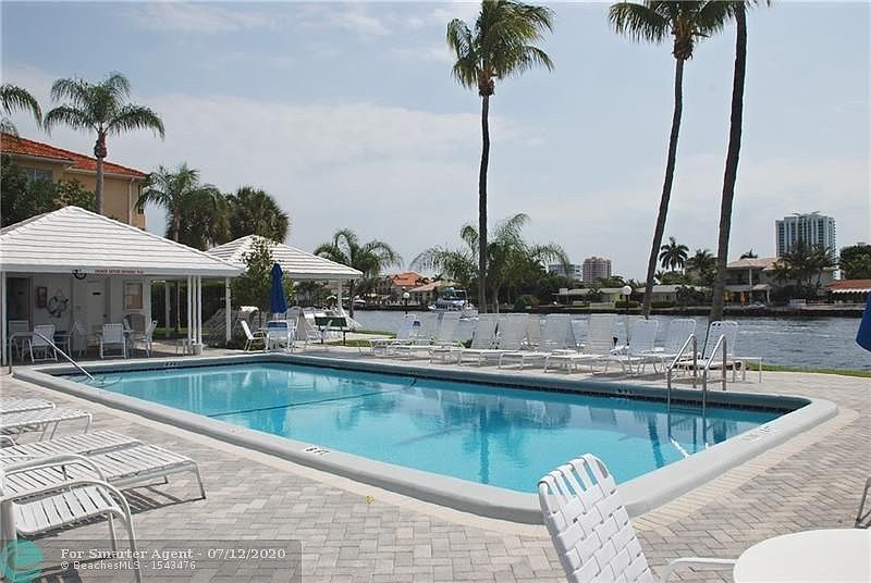1st image of 6499 Bay Club Dr APT 2