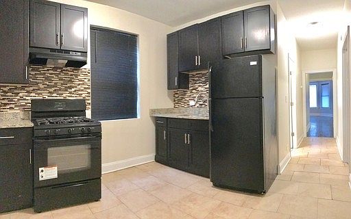 2nd image of 7323 S Yates Blvd #2