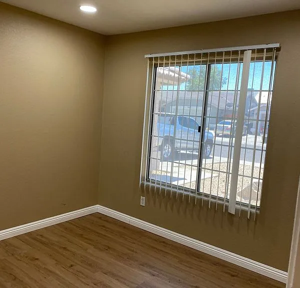 8656 W Willow Ave — Photo 7