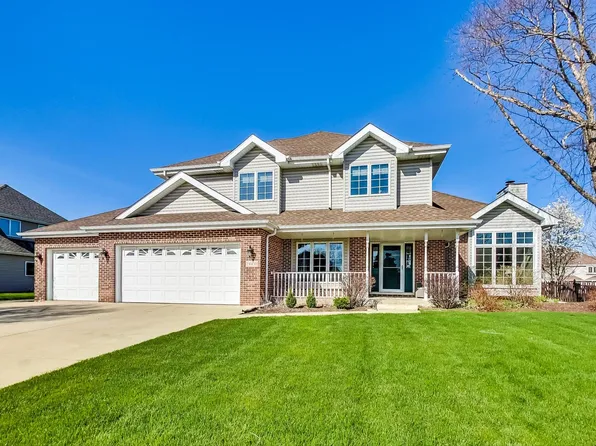 24450 S Blackhawk Dr, Channahon, IL 60410