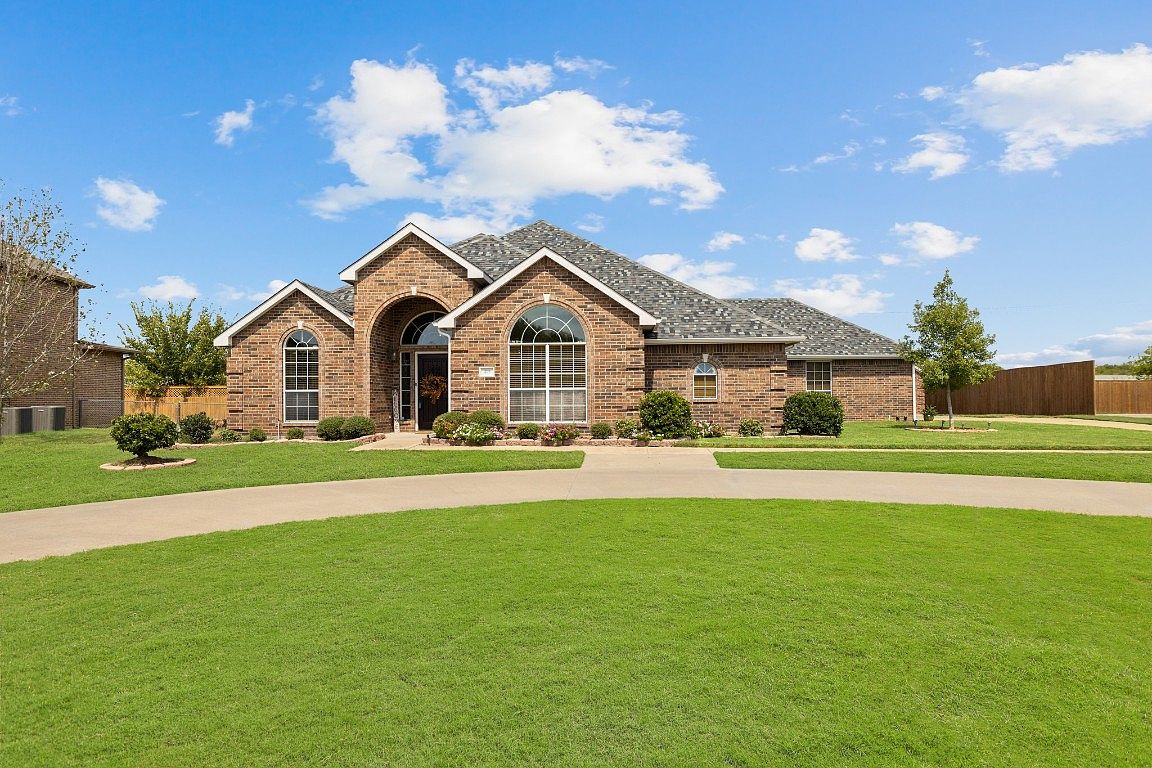 415 Kings Creek Dr, Terrell, TX 75161 MLS 20436319 Zillow