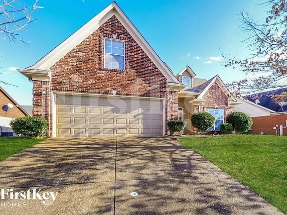 2nd image of 1088 Red Fern Cir W