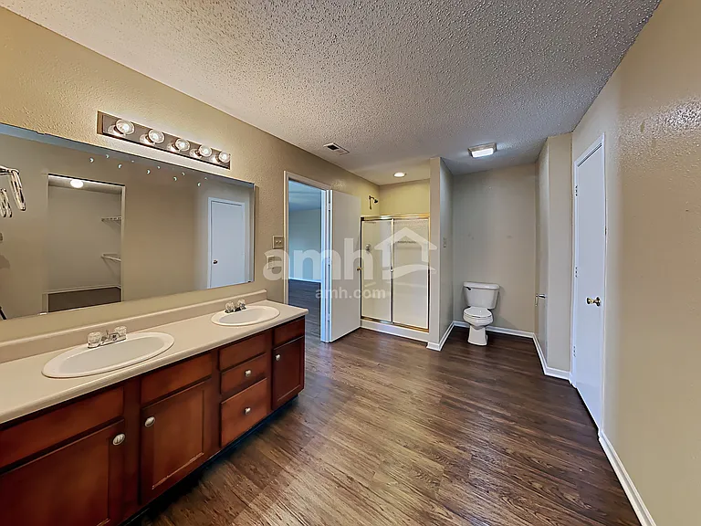 8629 Blooming Grove Dr — Photo 16