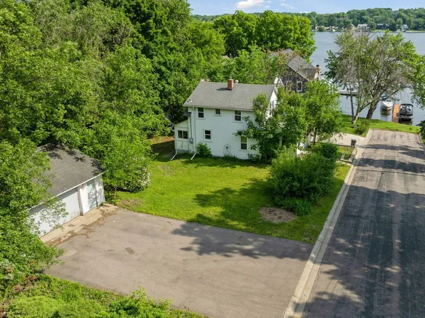 1575 Finch Ln, Mound, MN 55364