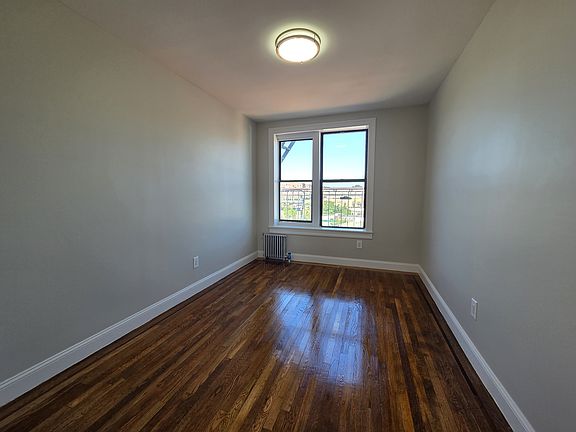 3rd image of 6645 Broadway APT 3J