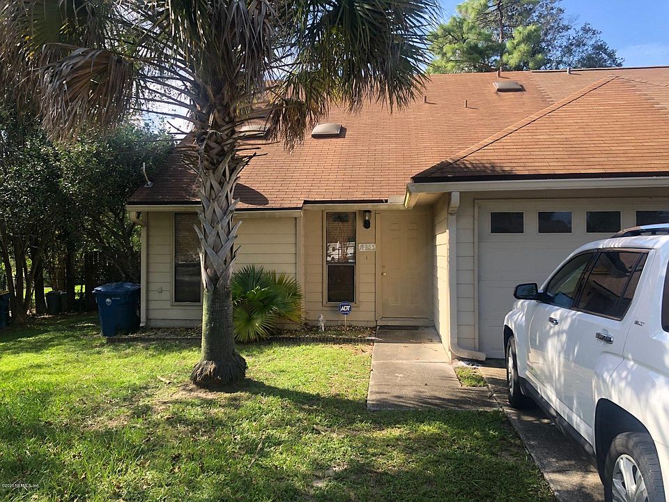 1st image of 11355 Fort Caroline Lakes Dr N
