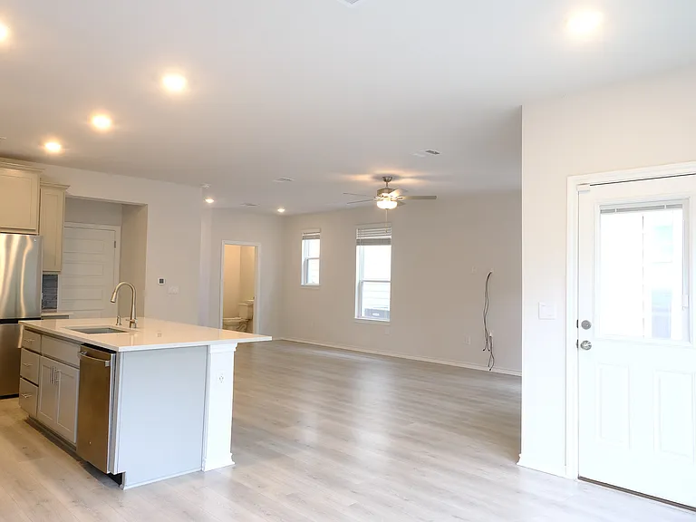 4810 Plum Peach Bnd — Photo 4