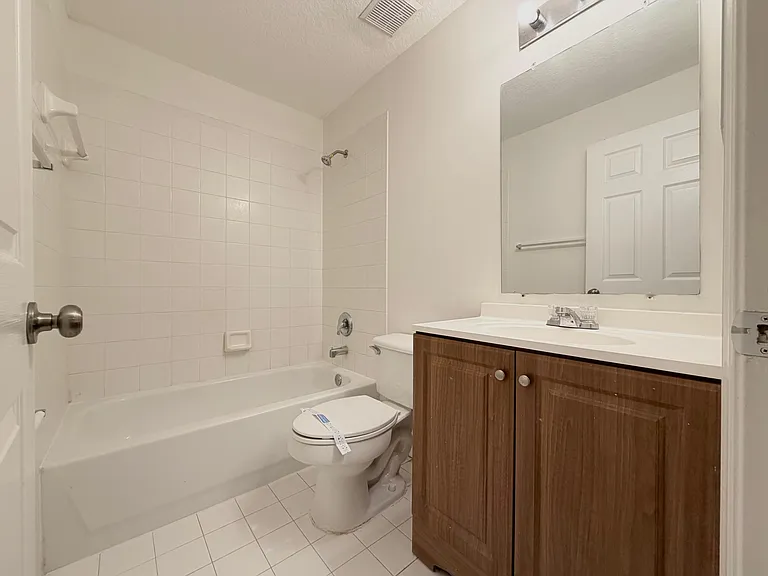 910 Summit Lake Dr — Photo 4