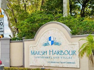 1954 Freeport Ln #1954, West Palm Beach, FL 33404