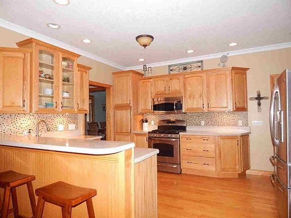 4th image of 7852 Saint Andrews Dr