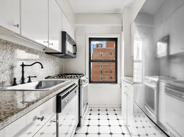 123 East 37th Street image 9 of 17