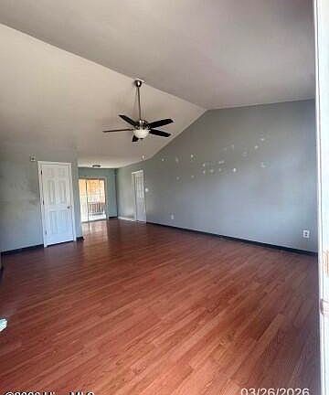 4th image of 309 Crown Point Road