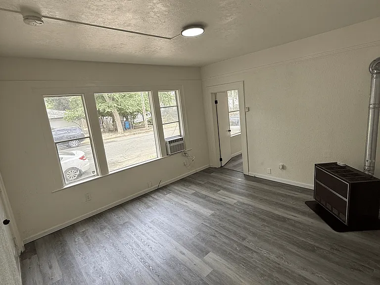 1620 High St — Photo 7