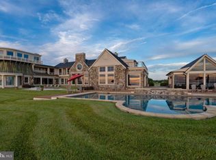 7402 Kent Point Rd, Stevensville, MD 21666