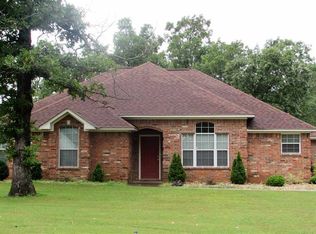 111 Oakview Dr, Texarkana, TX 75501