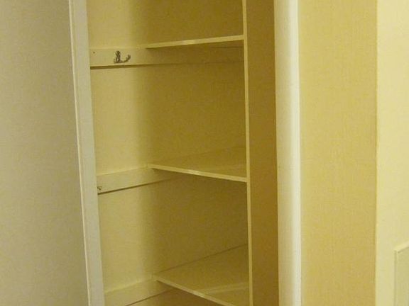 EXTRA INSIDE STORAGE