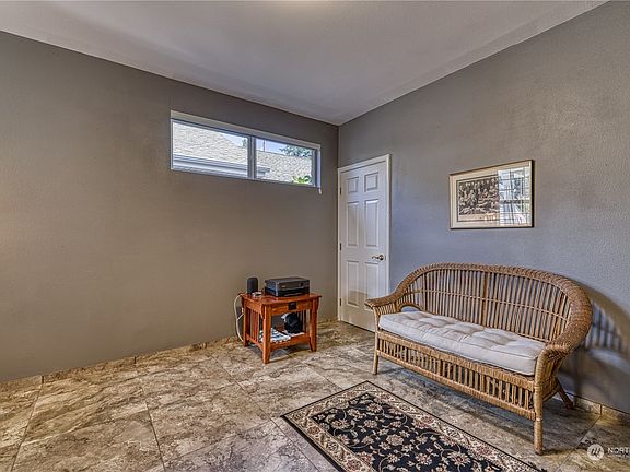 5th image of 3829 67th Avenue Ct W