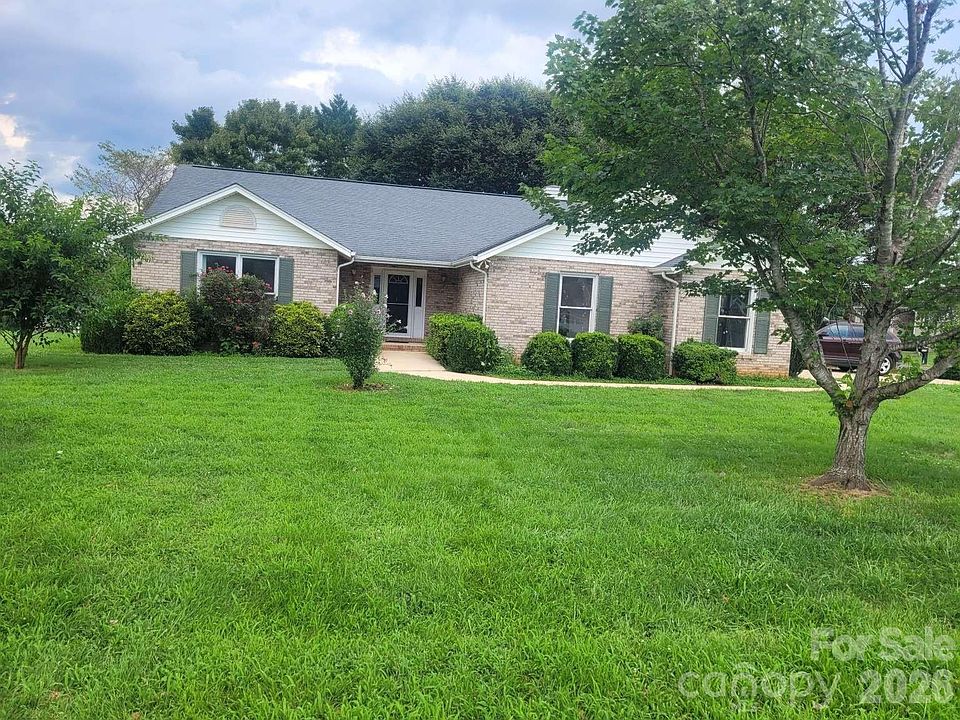 1st image of 1275 Grady Ln