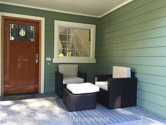 5th image of 22394 Nordkyn Ln NW