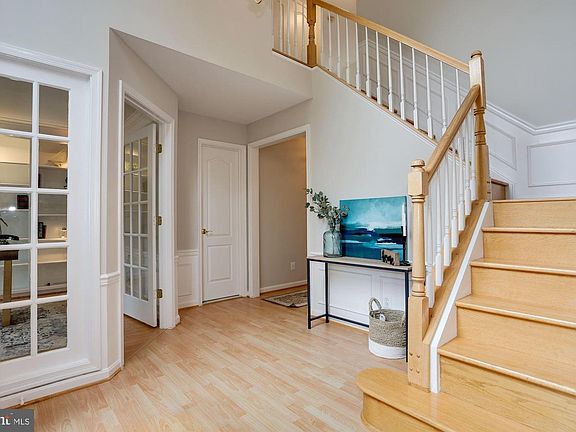 5th image of 7717 Island Creek Ct