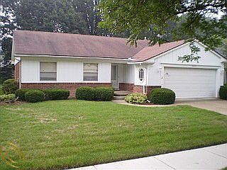 1st image of 36017 Lyndon St