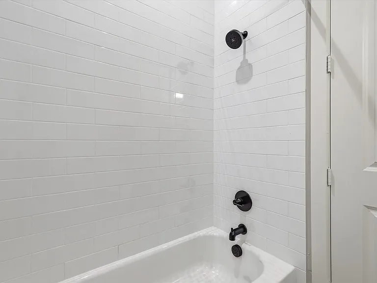 Tub shower combo