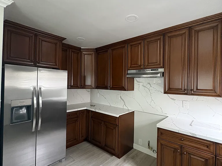 1702 Felton Ln — Photo 14