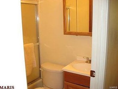 4th image of 10321 Roscommon Dr