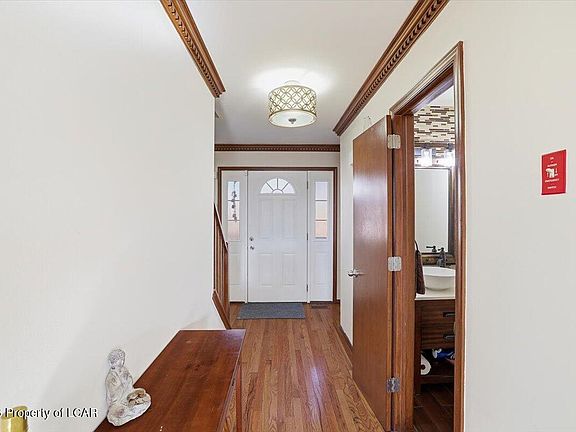 5th image of 134 Durham Ct