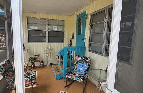 4th image of 1208 Lee Street #82