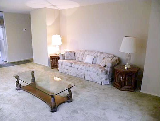 3rd image of 1416 Indian Ln