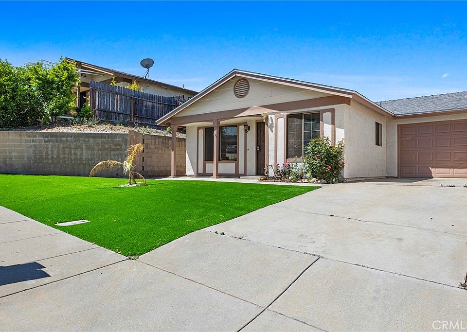 1st image of 28275 Los Cielos Dr