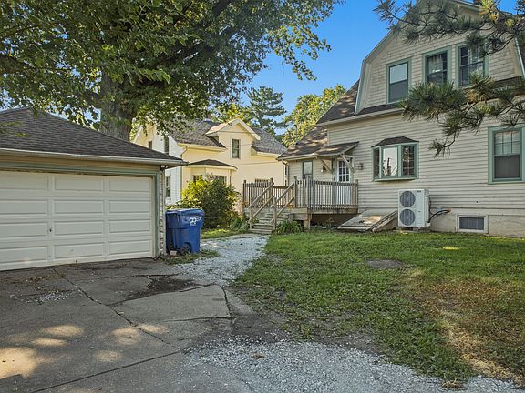 5th image of 806 E Central Park Ave