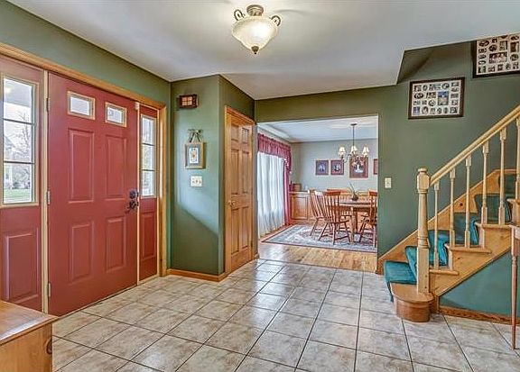 2nd image of 57 Winchester Dr