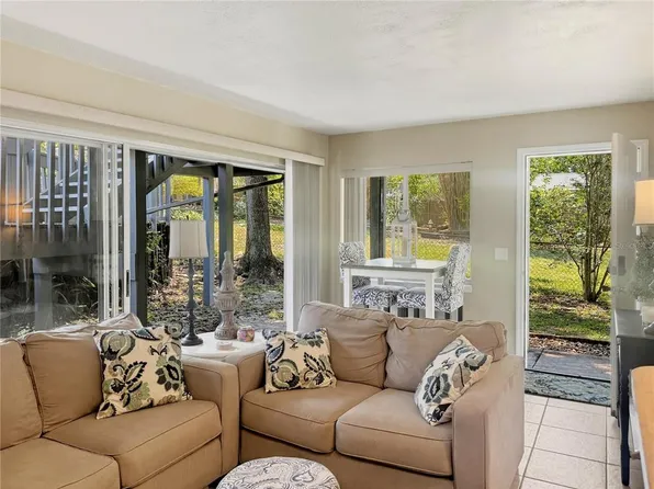 20800 River Dr APT A16, Dunnellon, FL 34431
