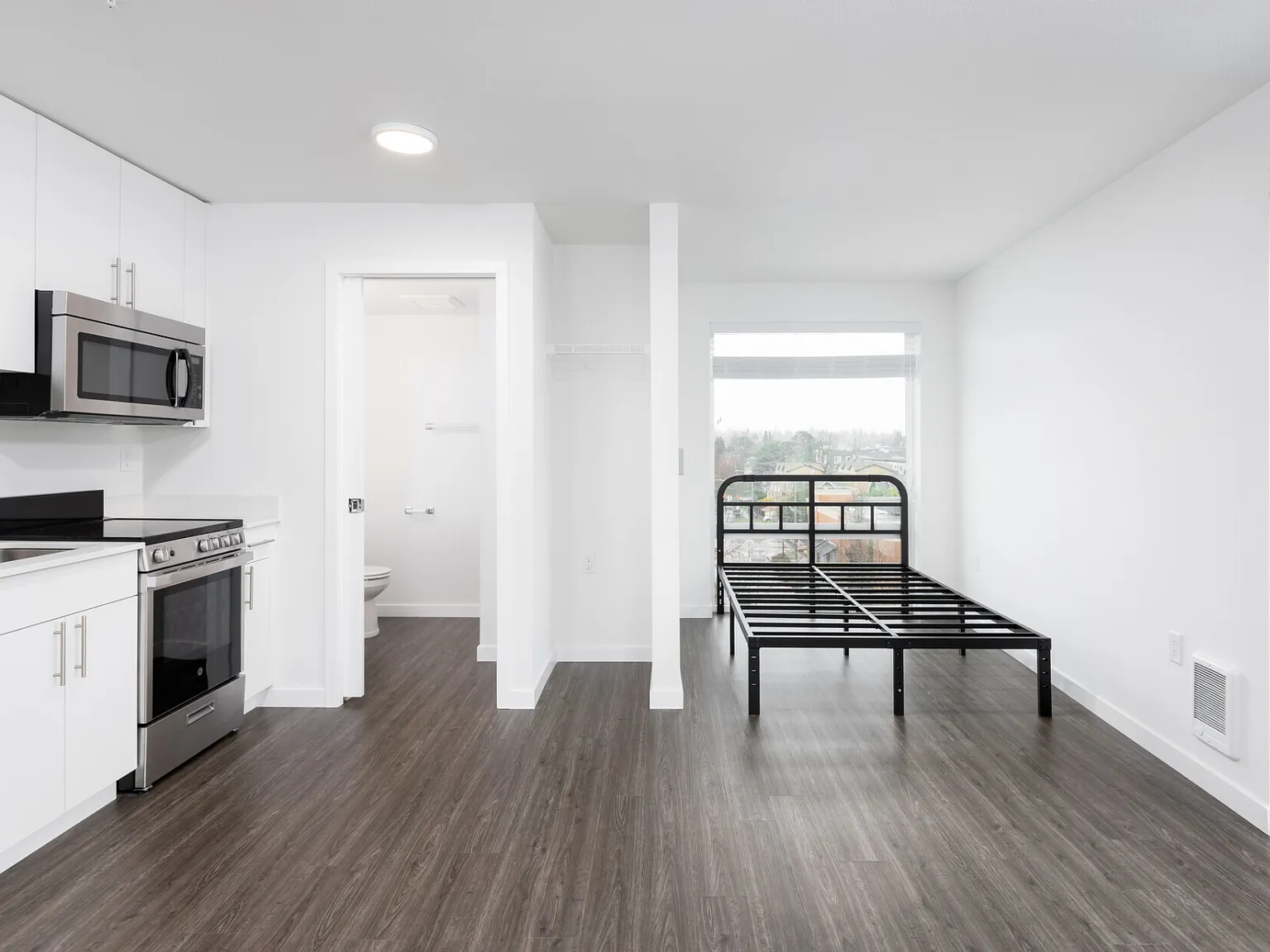 MontClair Apartments — Photo 3