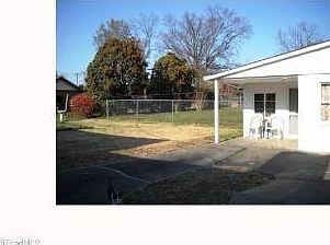 2nd image of 7 Finch Ave