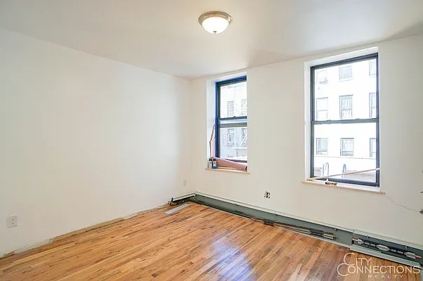 Rented by City Connections Realty | media 12