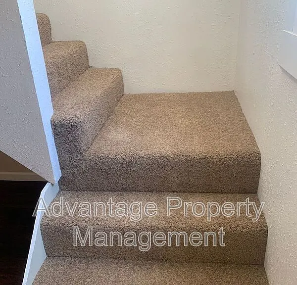 324 Calapooia St SW #1 — Photo 11